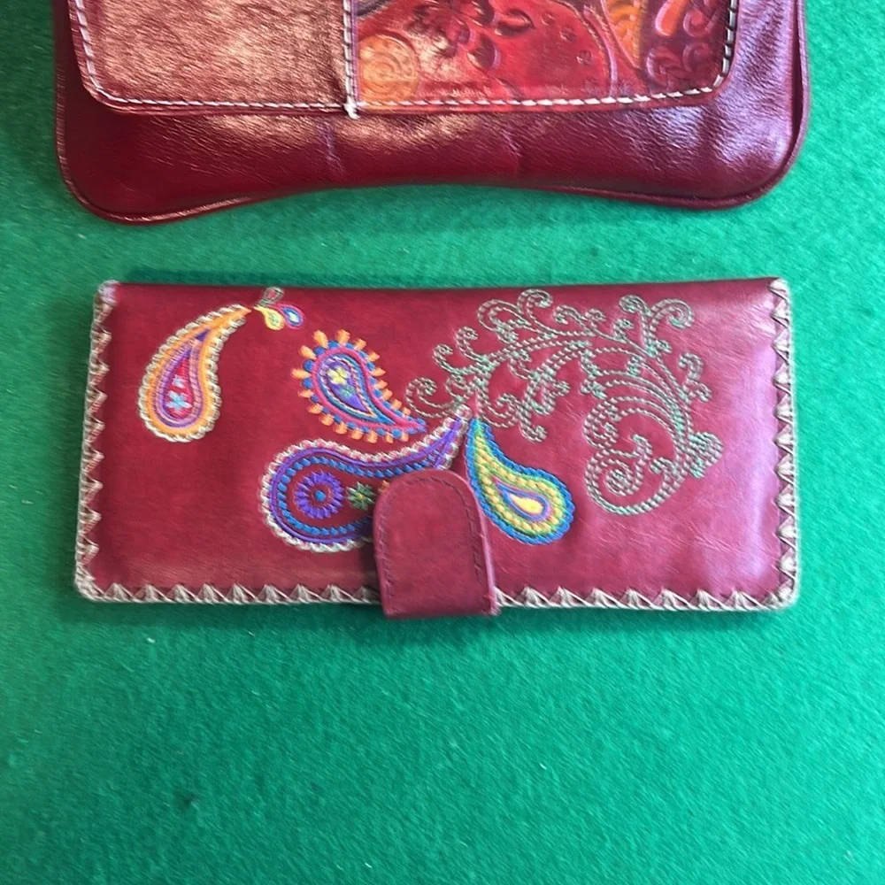 G&P CREACIONES RED FLORAL  CROSSBODY BAG & LAVISHY RED EMBROIDERED WALLET